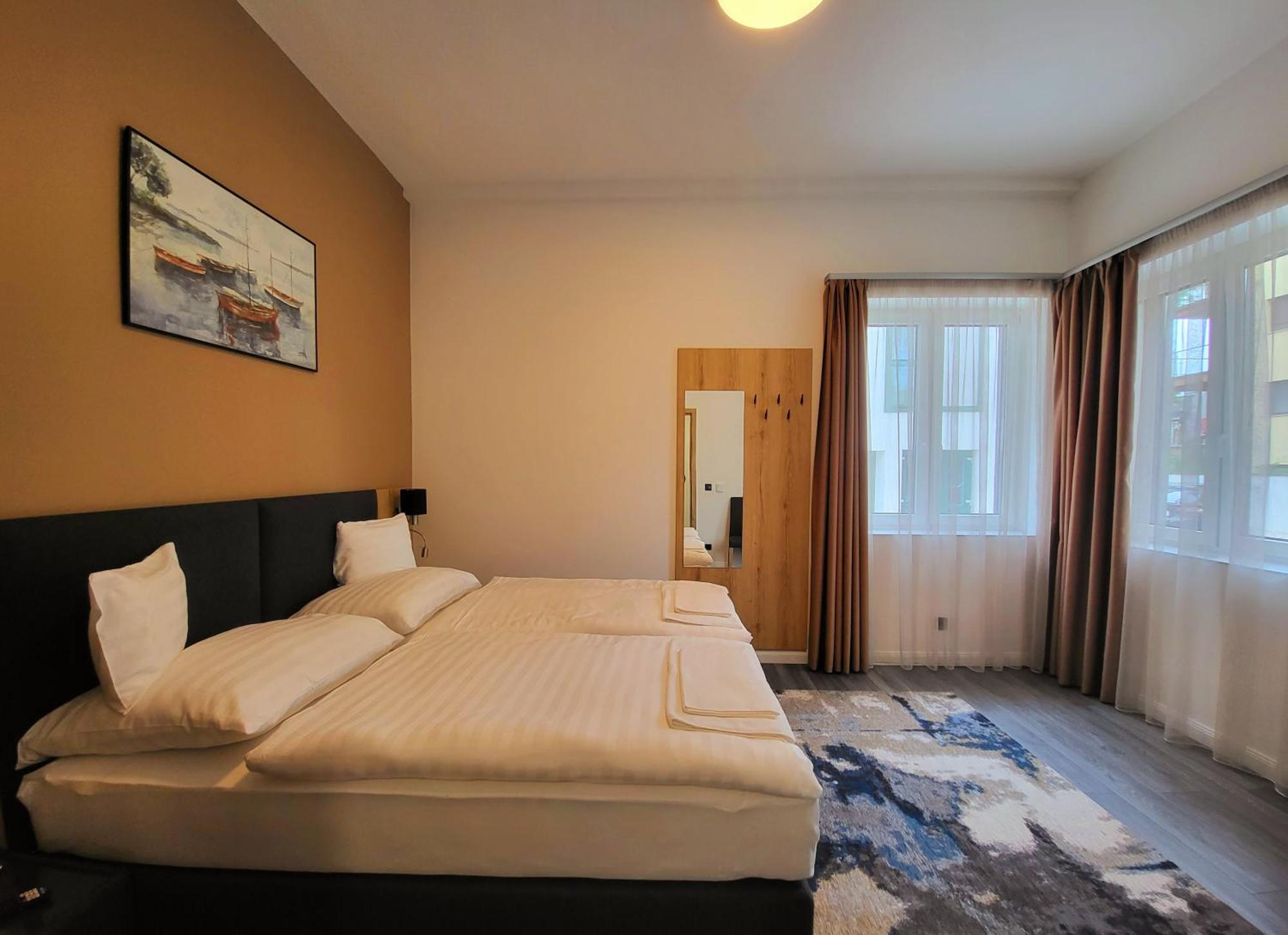Family Room,1591213149:JPEG